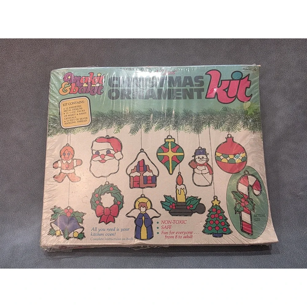 Vintage 1978 Makit & Bakit Stained Glass Christmas Ornament Kit Quincrafts 250